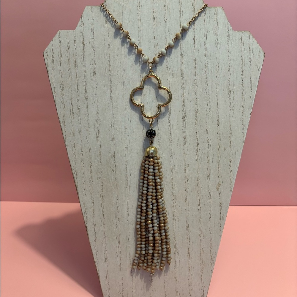 Pomina Gold Tone Hammered Clover Design Tassel Necklace 33”+3”